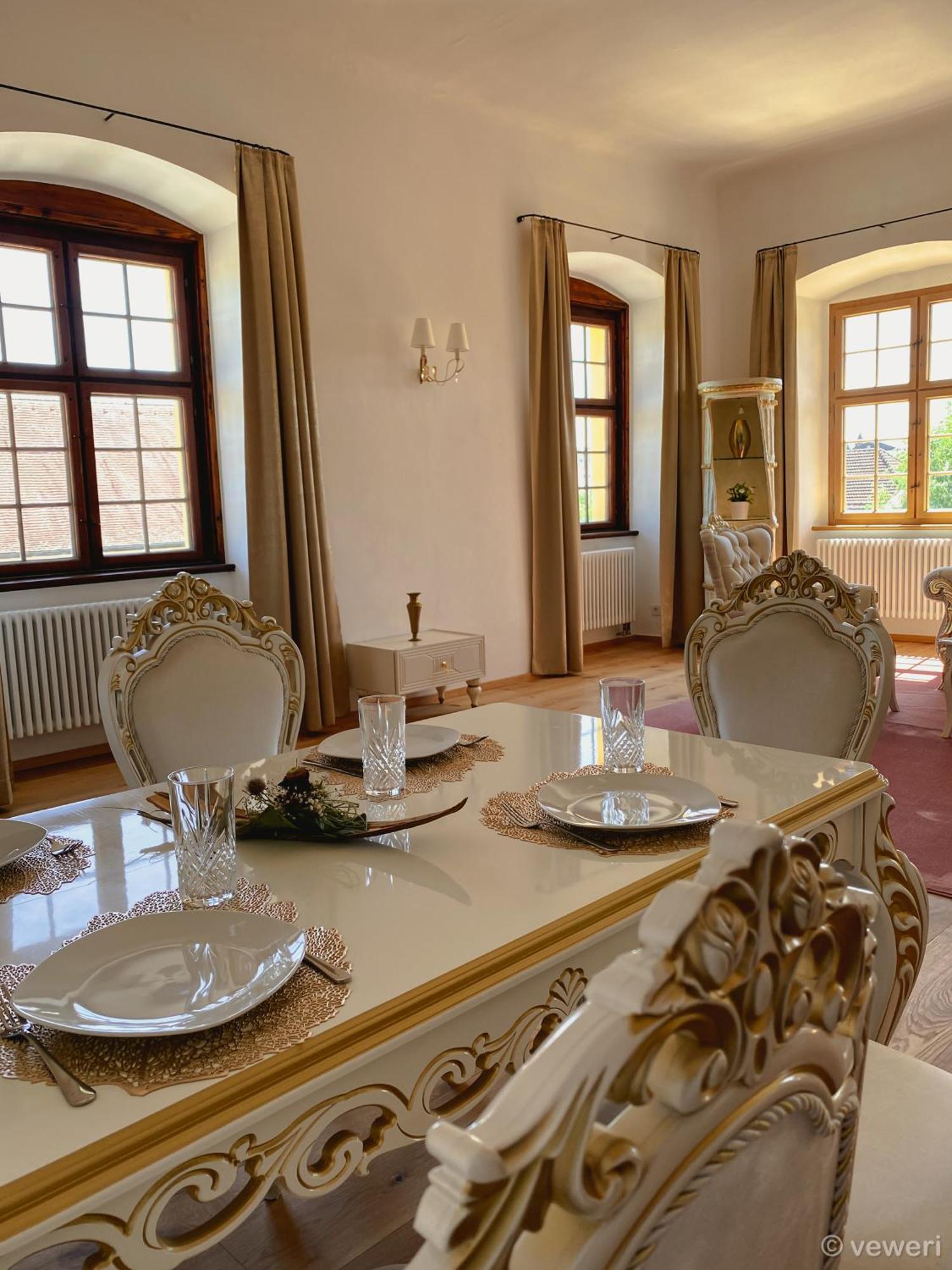 Innviertler Versailles Aurolzmunster Екстериор снимка
